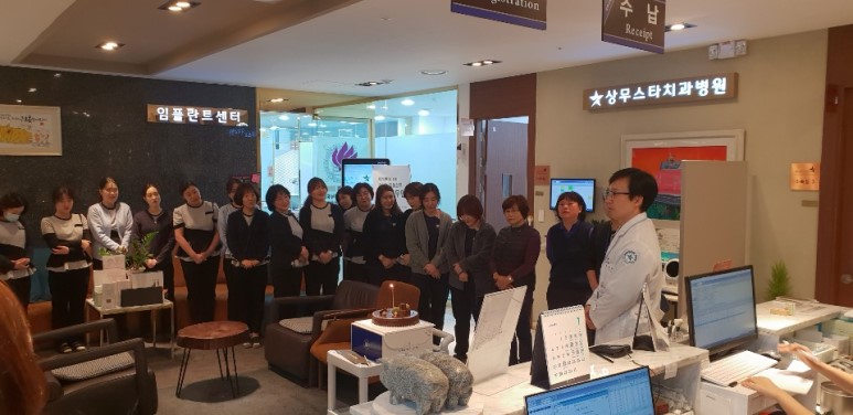 http://www.smstardental.com/bs/se2/imgup/1548224881KakaoTalk_20190102_100030791.jpg